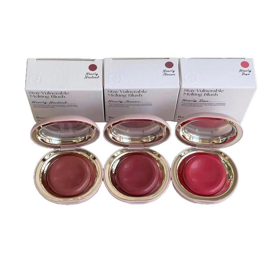 RARE BEAUTY
Stay Vulnerable Melting Blush